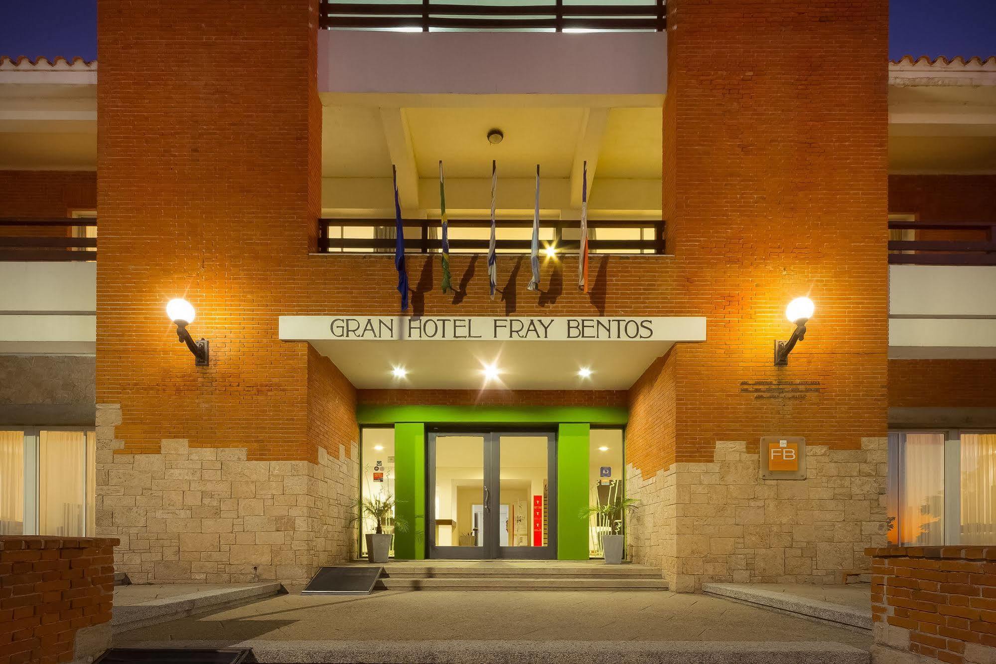 Gran Hotel Fray Bentos Exterior photo
